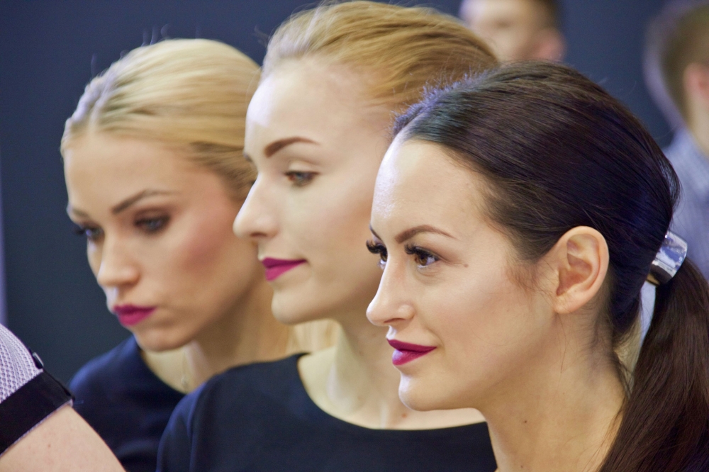 Dziewczyny na Poznań Motor Show 2018