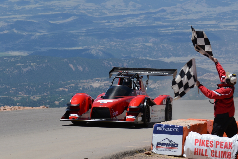 Triumf Mitsubishi w wyścigu Pikes Peak