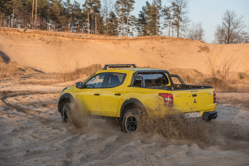 VIP CROSS 2016: znani i lubiani w terenówkach Mitsubishi