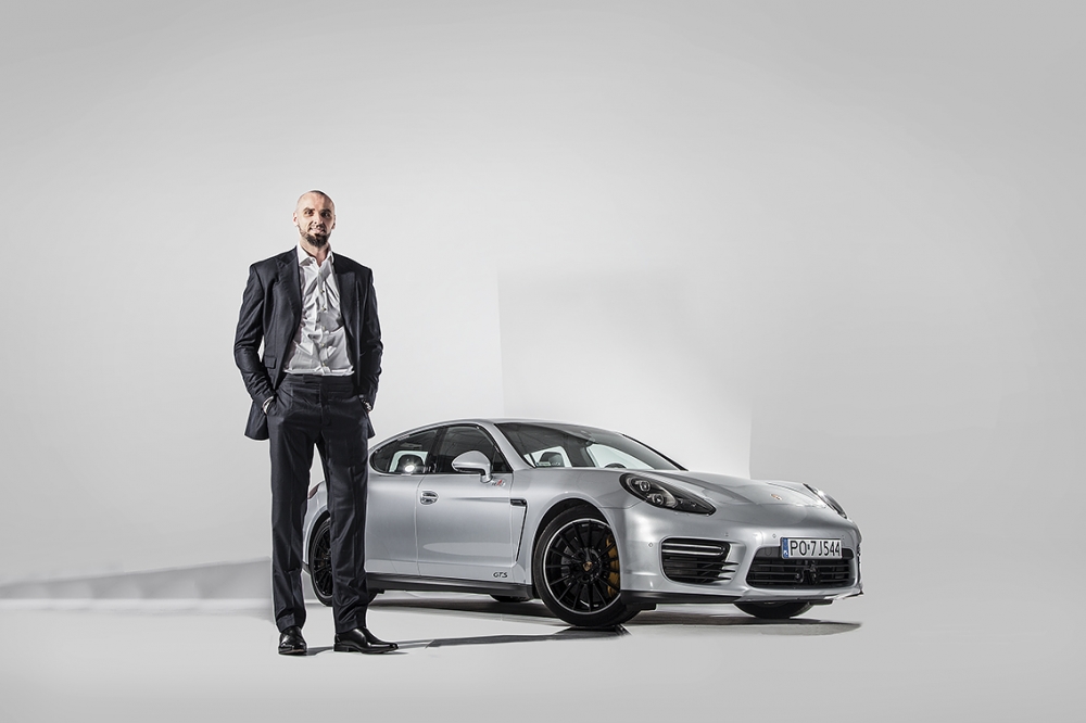 Gortat dostał nowe Porsche
