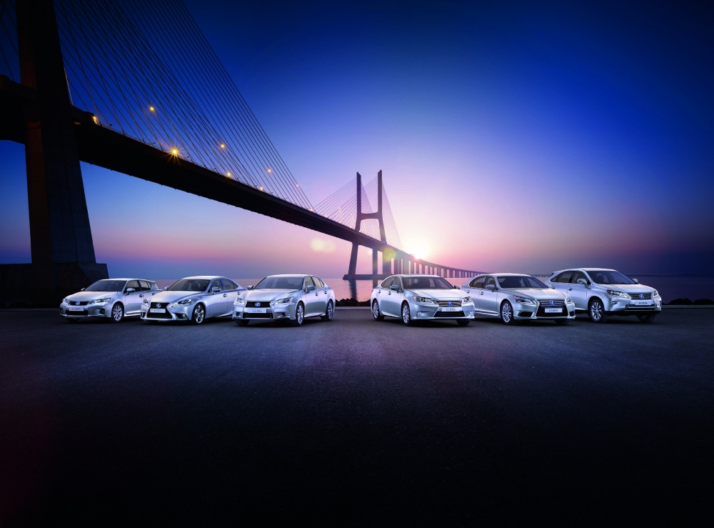 6 milionów samochodów hybrydowych Toyoty i Lexusa