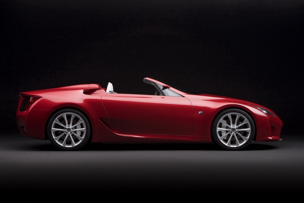 Jay Leno za kierownicą Lexusa LFA cabrio