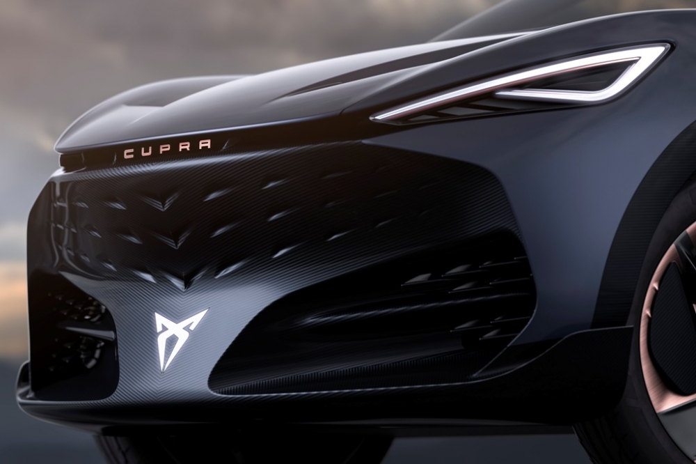 CUPRA Tavascan – nowy elektryczny i sportowy SUV