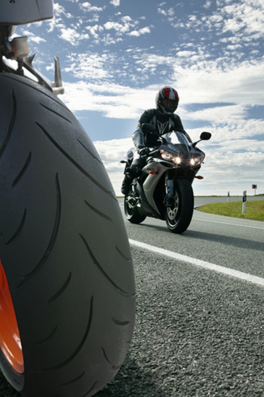 Czy w motocyklach również wymienia się opony na zimowe?
