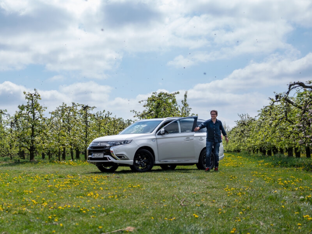 Bartłomiej Topa ambasadorem nowego modelu Mitsubishi Outlander PHEV 2020 [ZDJĘCIA]