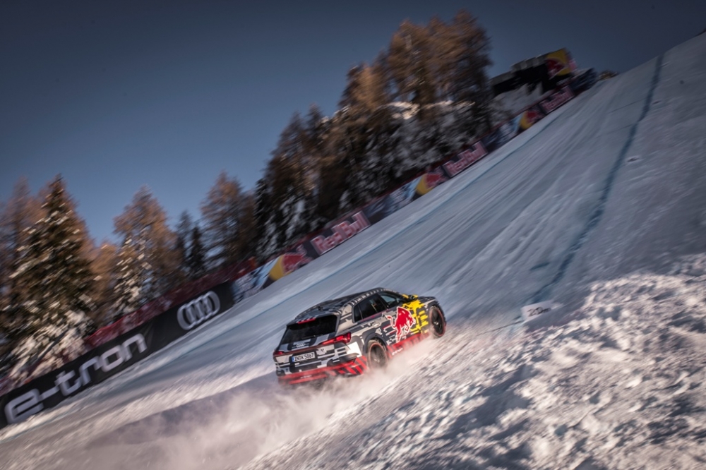 Audi e-tron norweska zima nie straszna