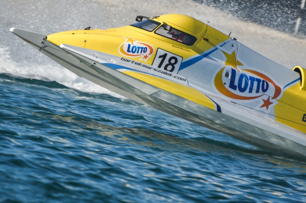 Bartek Marszałek: jedyny Polak w F1H2O
