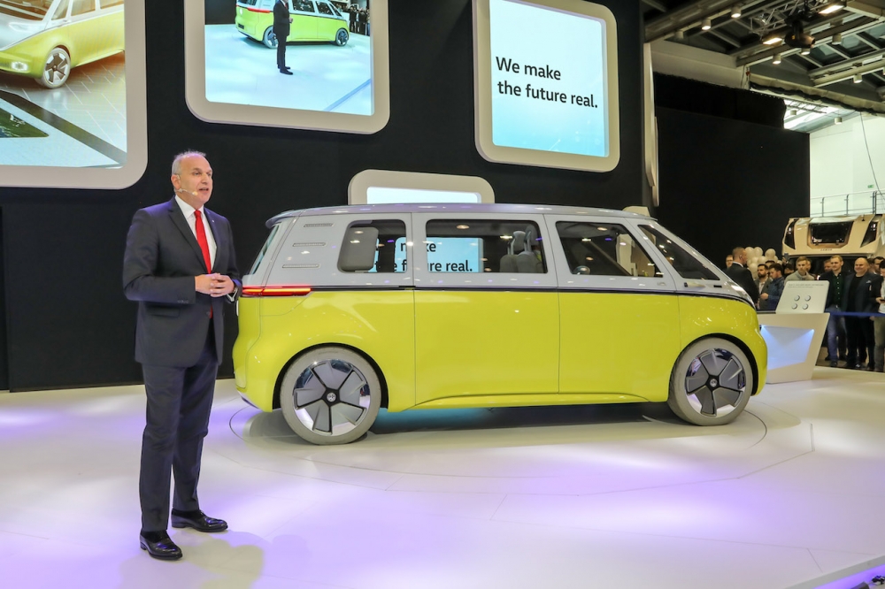 Konferencja Volkswagena na Poznań Motor Show przyciągnęła setki osób