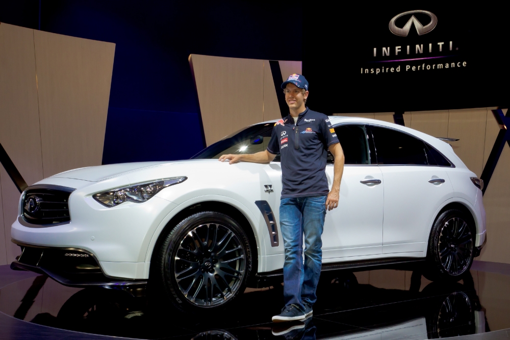Infiniti FX Vettel wejdzie do sprzedaży