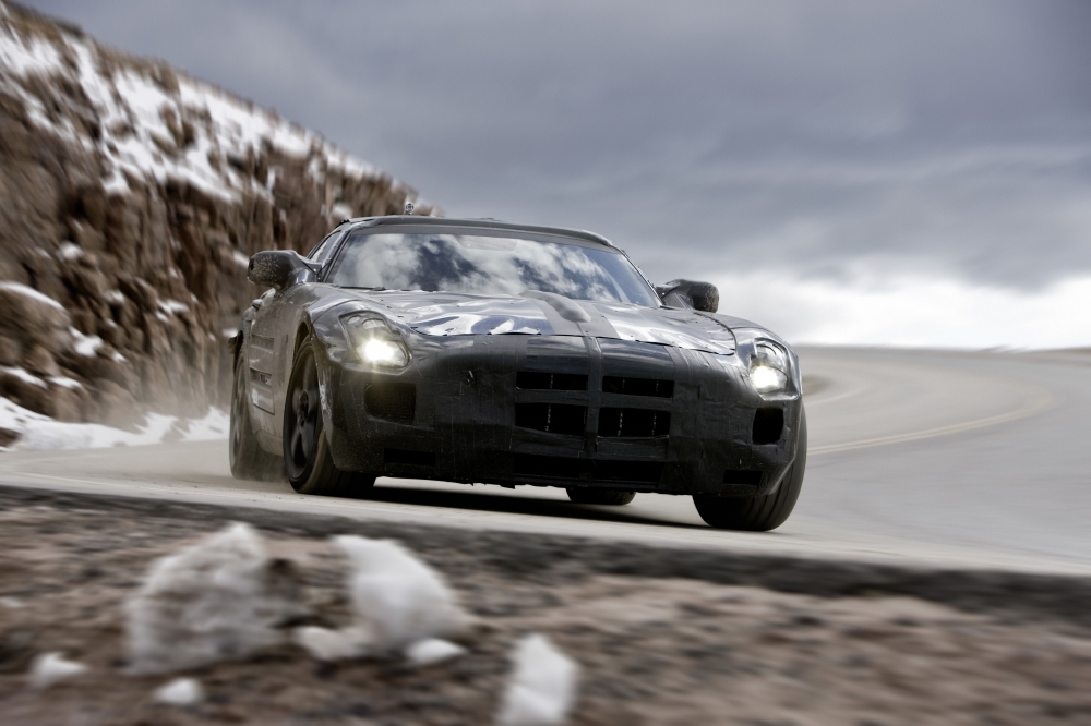 SLS Black Series dostrzeżony przez fotografów 