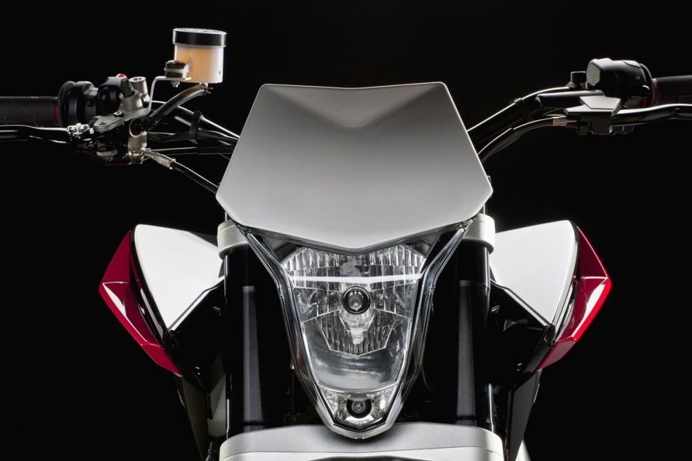Oficjalnie - Husqvarna Nuda 900R