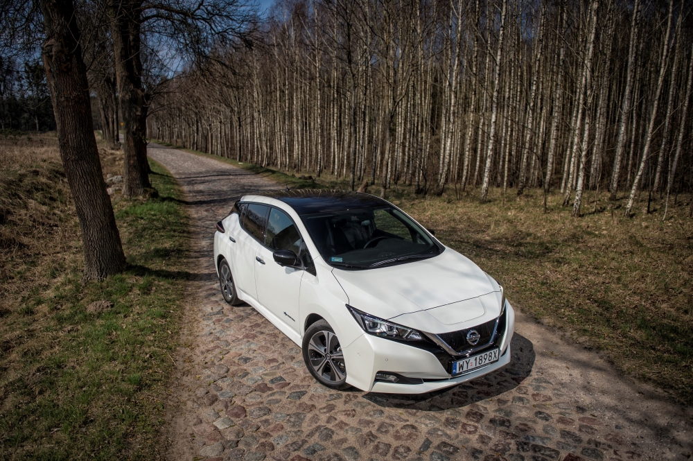 Kamila Szczawińska kontynuuje swoją elektryczną przygodę z Nissanem LEAF