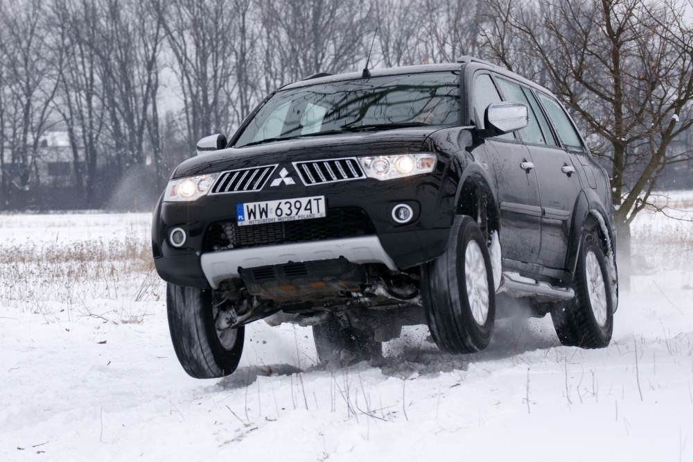 Pajero Sport w nowej odsłonie internetowej