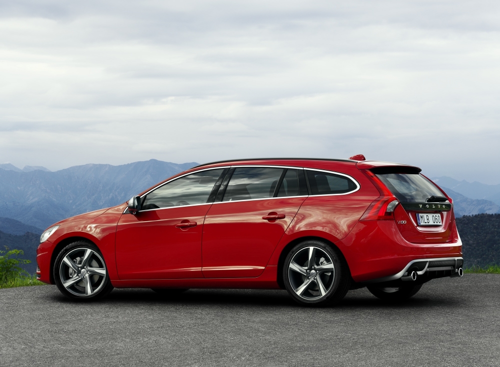 Volvo pokazało S60 i V60 w wersji R-design 