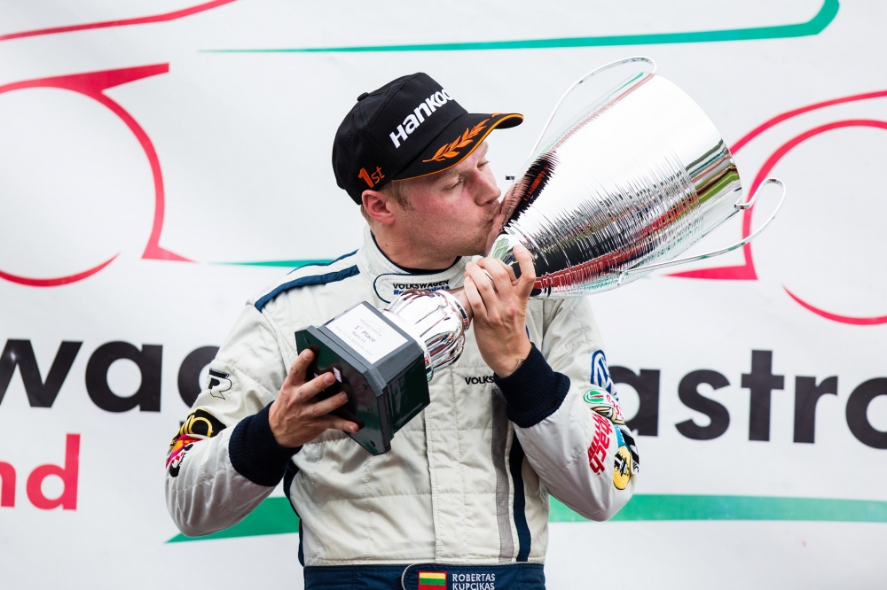 Wielki finał Volkswagen Castrol Cup 2014 na Torze Poznań