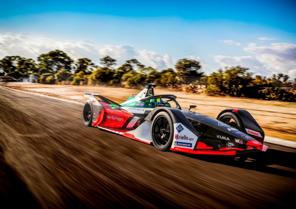 Spektakularna stylistyka nowego Audi e-tron FE06
