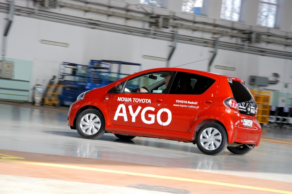 Toyota rozpoczyna wyprzedaż rocznika 2012