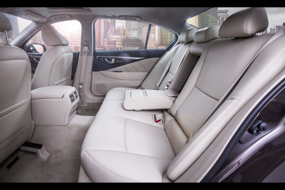 Q50L, czyli Infiniti w rozmiarze L na rynek chiński