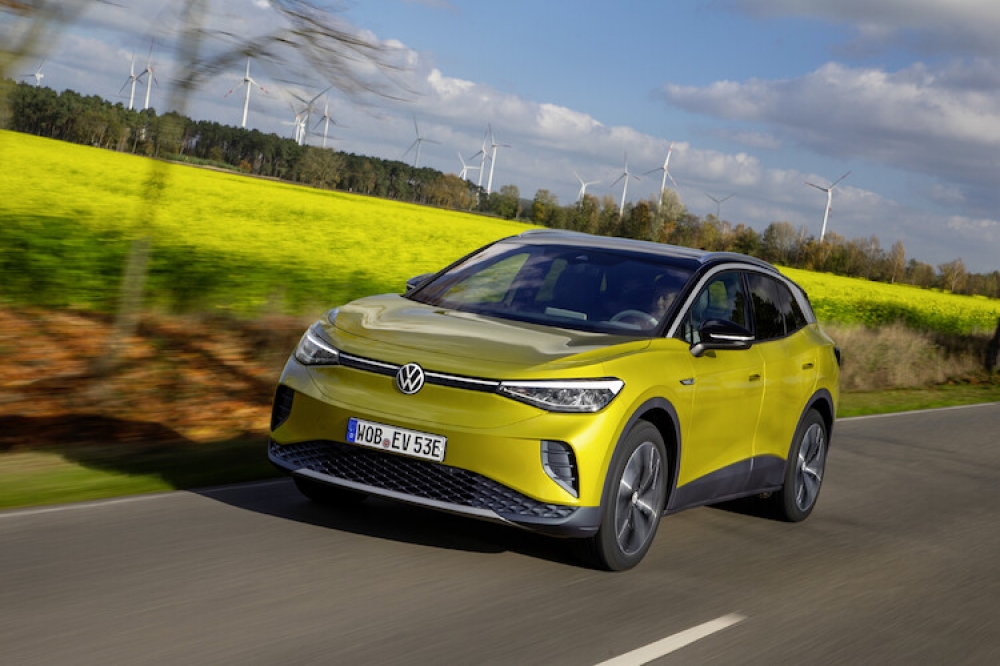 Pierwsze egzemplarze Volkswagena ID.4 trafiają do klientów w Polsce