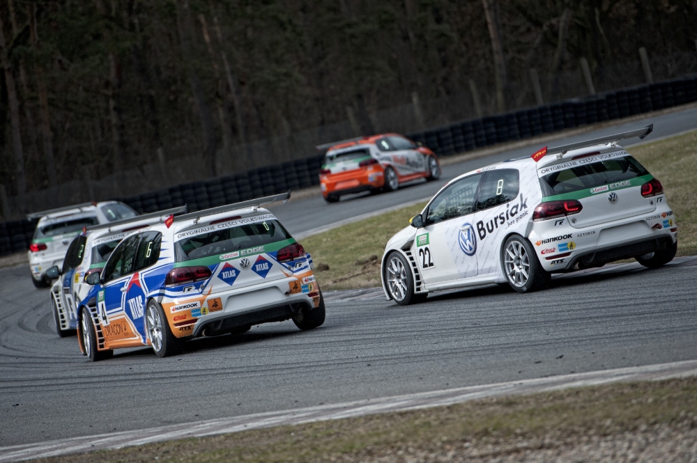 Druga runda Volkswagen Castrol Cup na Slovakia Ring