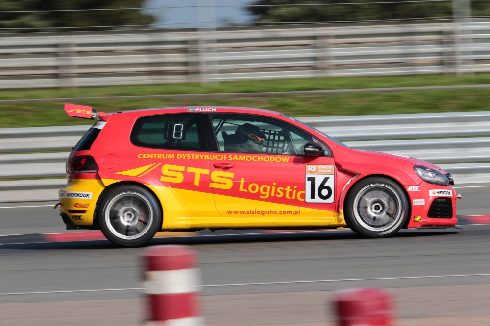 Jeffrey Kruger zwycięża dwukrotnie podczas 4 rundy Volkswagen Golf Cup