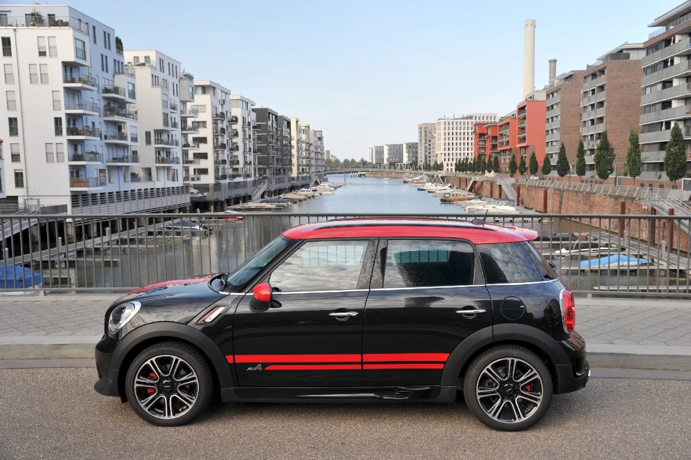 MINI John Cooper Works Countryman: radości z jazdy w każdym terenie