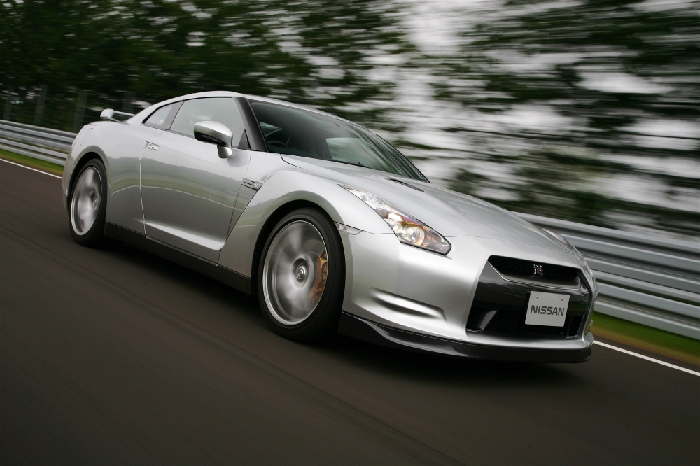 GT-R 2012 z mocniejszym silnikiem