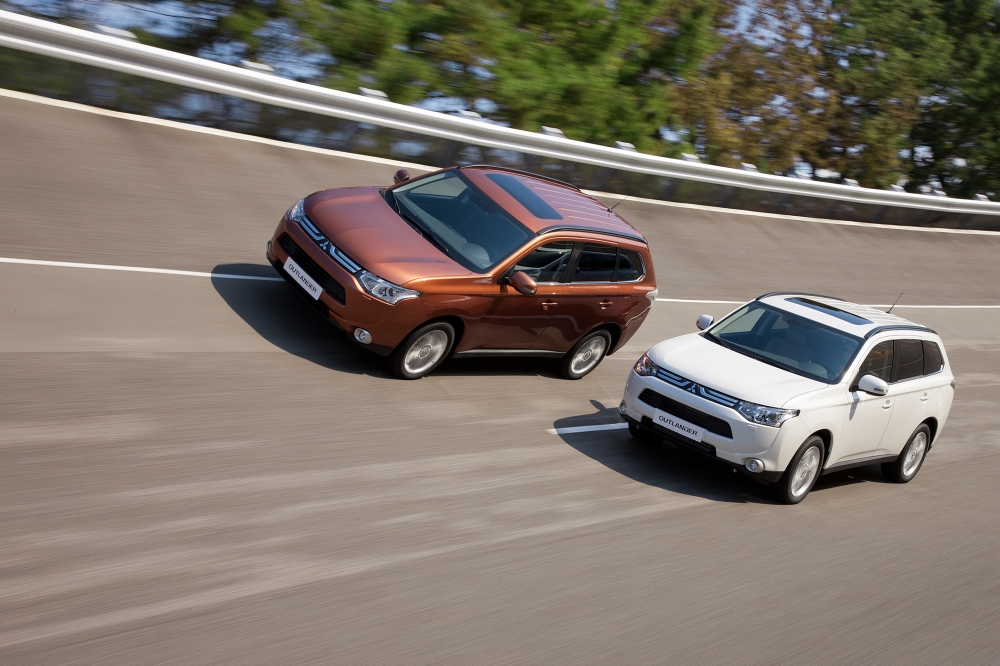 Mitsubishi Outlander Rodzinnym Samochodem Roku 2012
