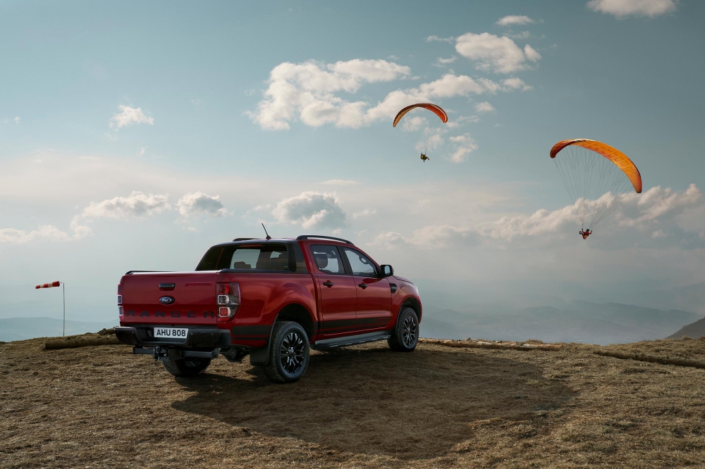 „Dlaczego nie wszystkie pick-upy to mają?” Nowy Ford Ranger pełen jest przemyślanych i praktycznych rozwiązań.