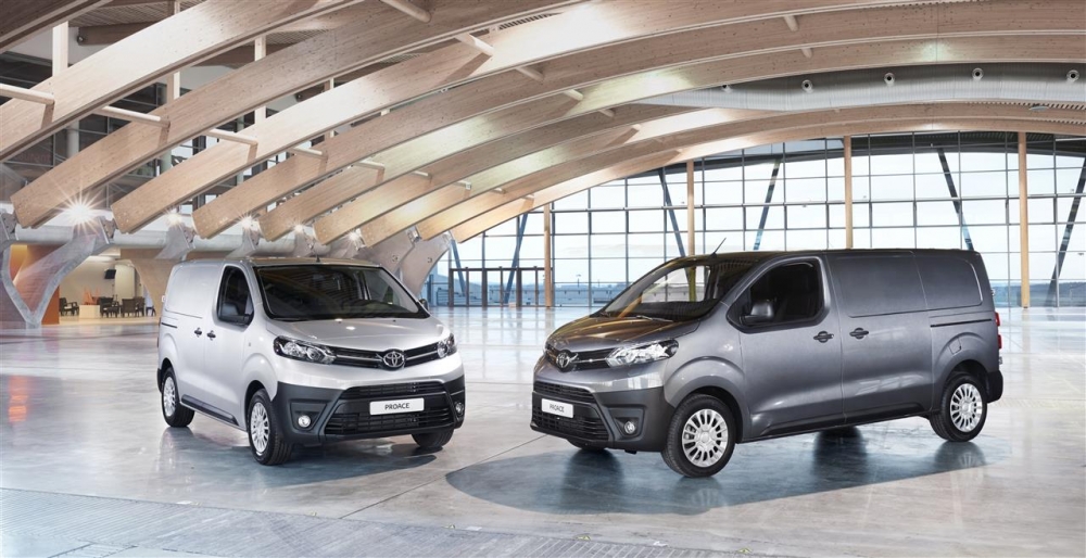 Toyota Proace Van 2016 od 73 000 zł