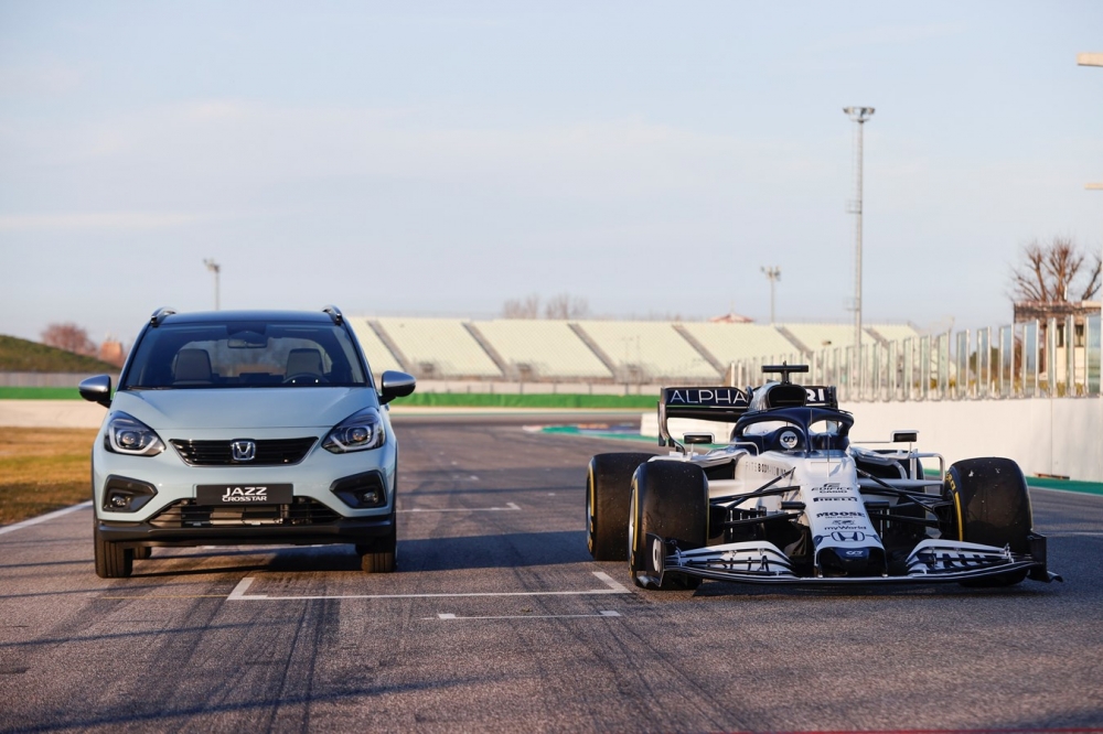 Nowa Honda Jazz zainspirowana doświadczeniami z technologii hybrydowej w F1