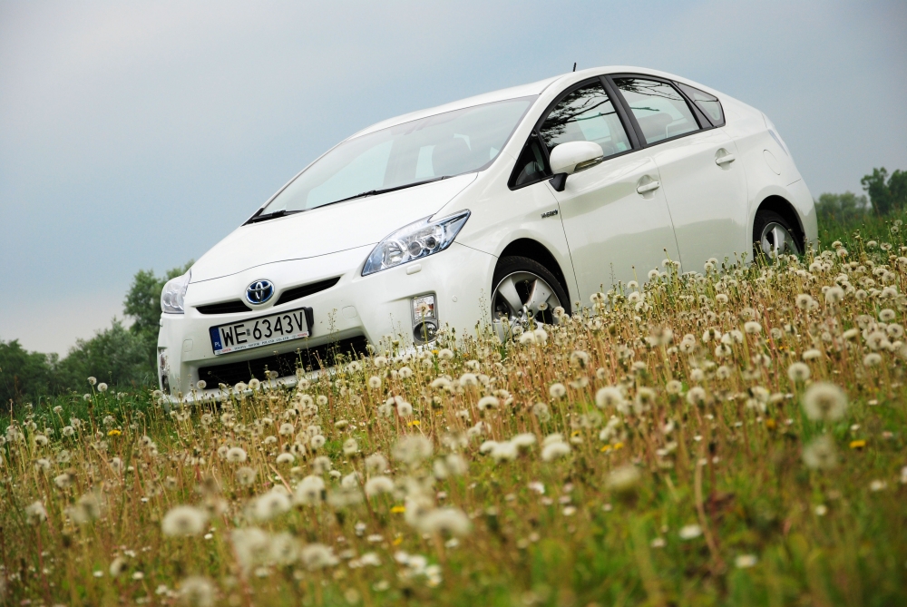 4 miliony hybryd Toyoty na świecie