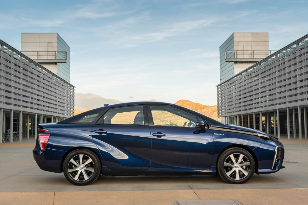 Toyota Mirai w USA: rekord sprzedaży