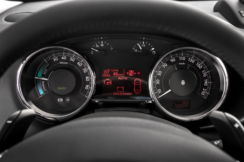 50 000 samochodów z Hybrid4 sprzedanych w Europie