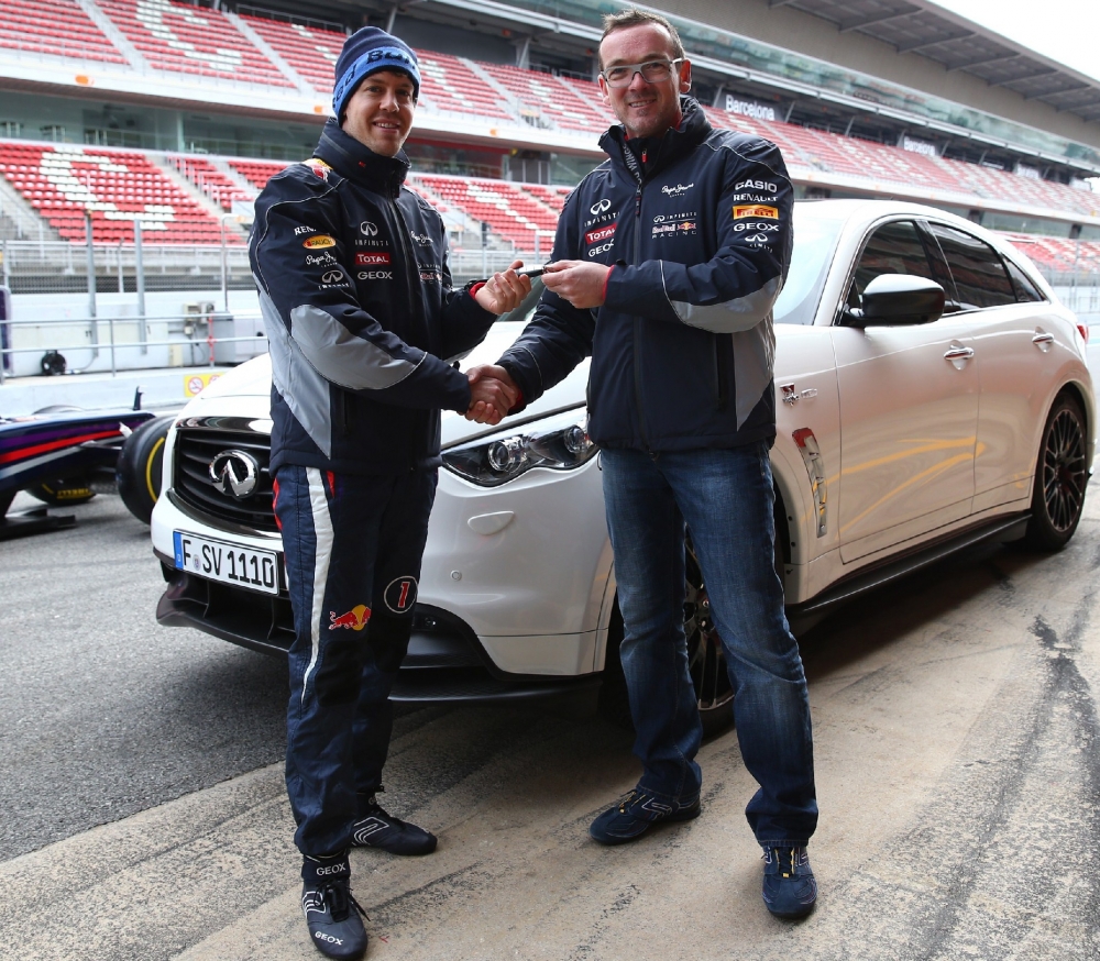 Sebastian Vettel odebrał swoje Infiniti FX