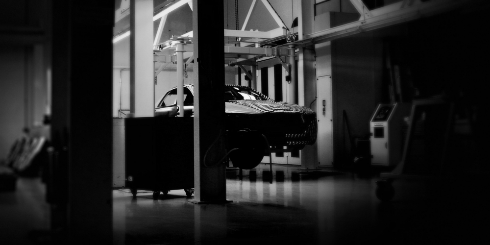 Aston Martin Lagonda - pierwsze oficjalne zdjęcia