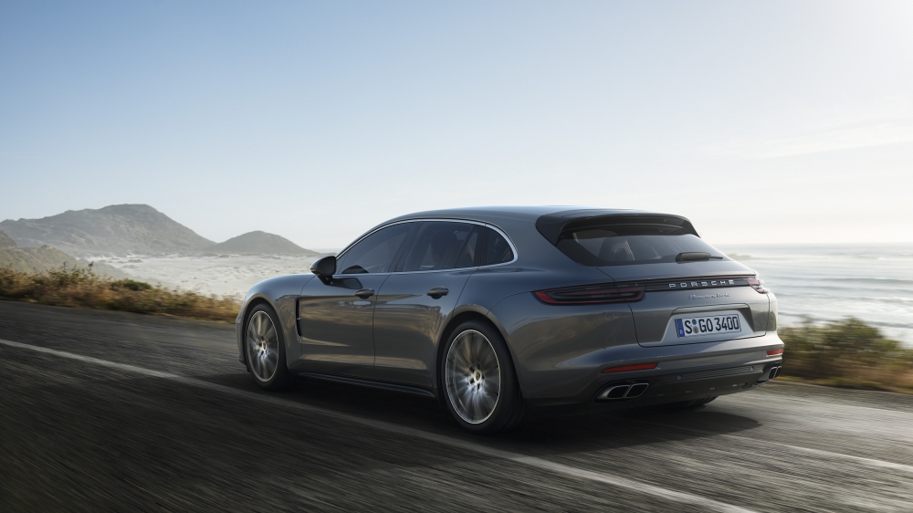 Panamera Sport Turismo i 911 GT3 Cup na Poznań Motor Show 2017