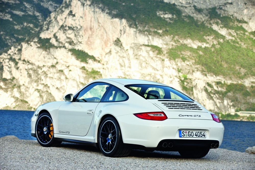 911 GTS - złoty środek? 