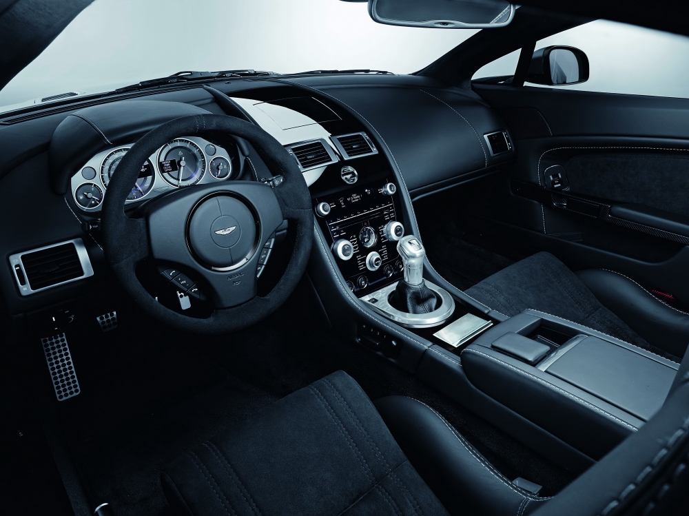Tajemniczy Aston Martin