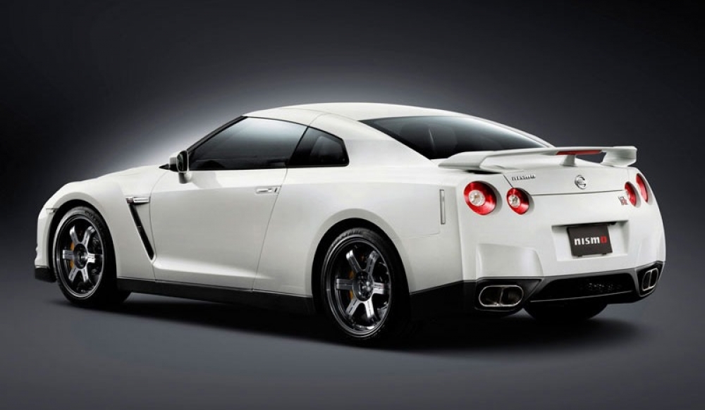 GT-R z RWD? 