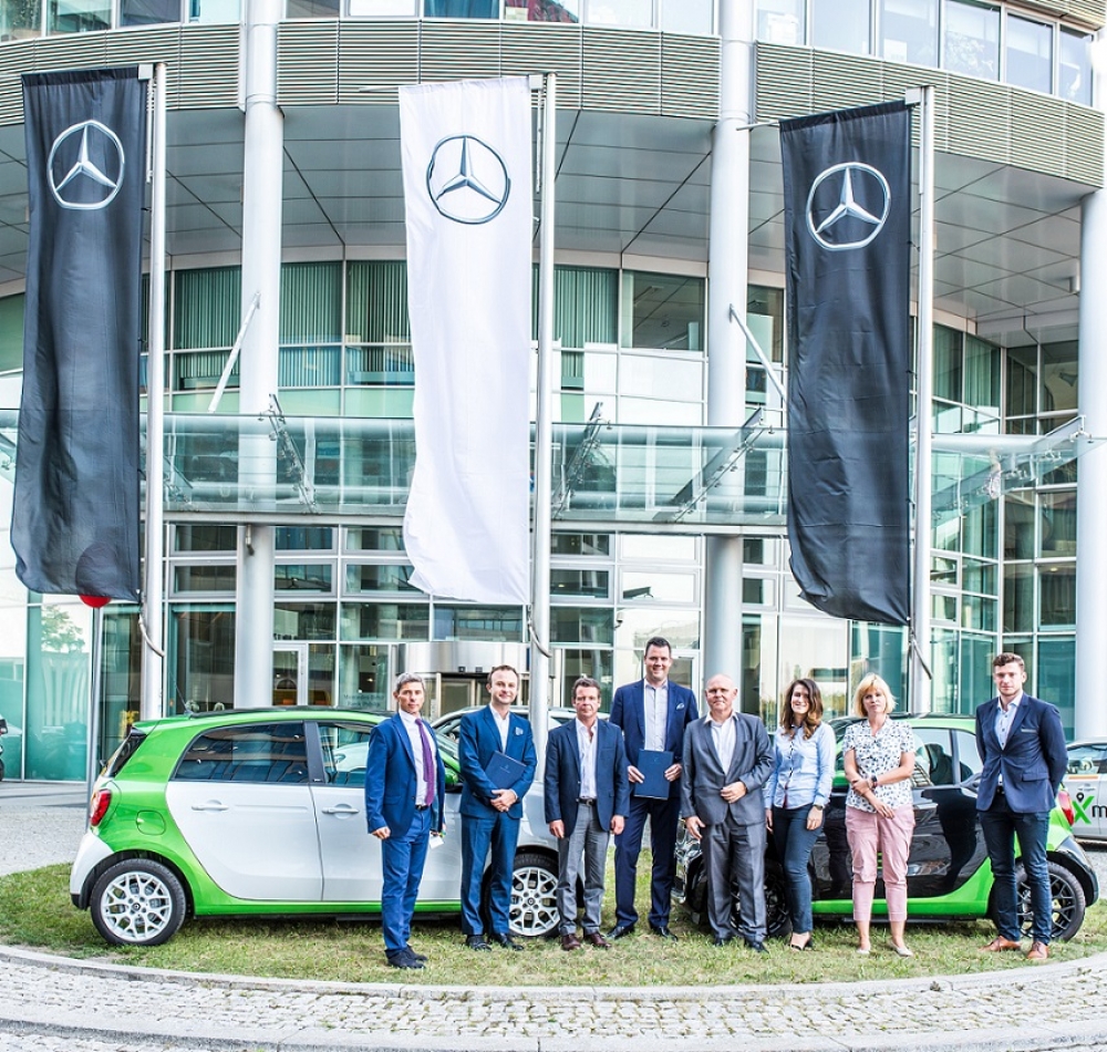 Ładowarki dla aut elektrycznych w polskich salonach Mercedesa 