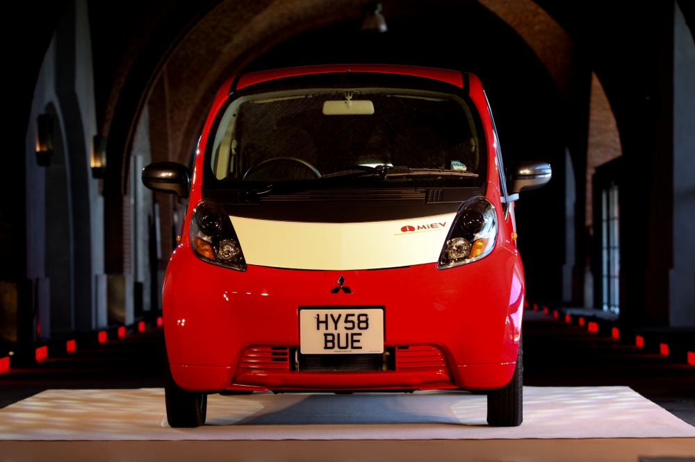 Mitsubishi i-MiEV w teście zderzeniowym ADAC