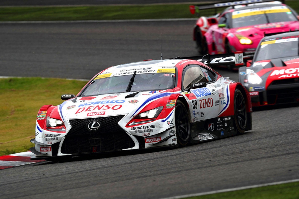 Lexus RC F zdominował wyścig Super GT na torze Suzuka