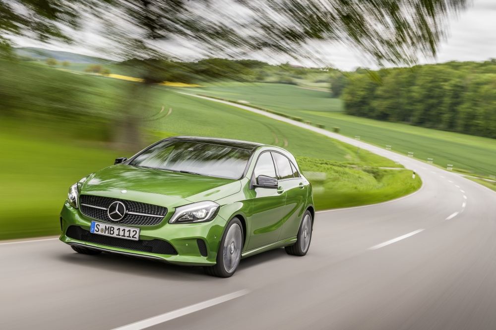 Mercedes na 