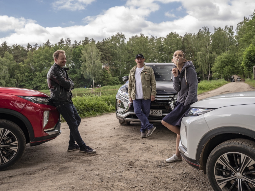 3 STRONY ŚWIATA w Mitsubishi Eclipse Cross z Maćkiem Stuhrem, Anią Cieślak i Adamem Kwiatkiem