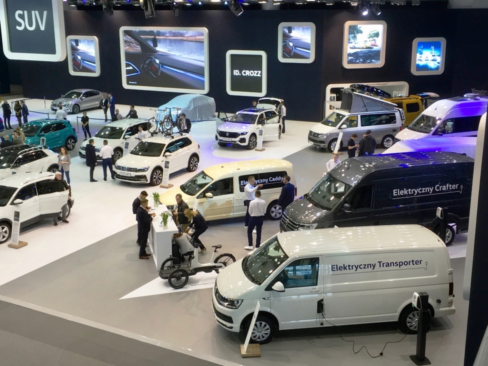 Pełna gama elektrycznych samochodów dostawczych Volkswagen wyznacza kierunek nowoczesnej logistyki miejskiej