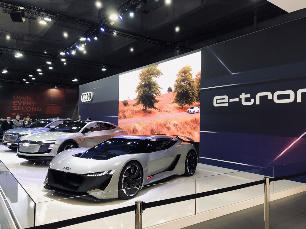 Innowacyjne, elektryczne modele Audi na ekspozycji czterech pierścieni podczas Poznań Motor Show 2019