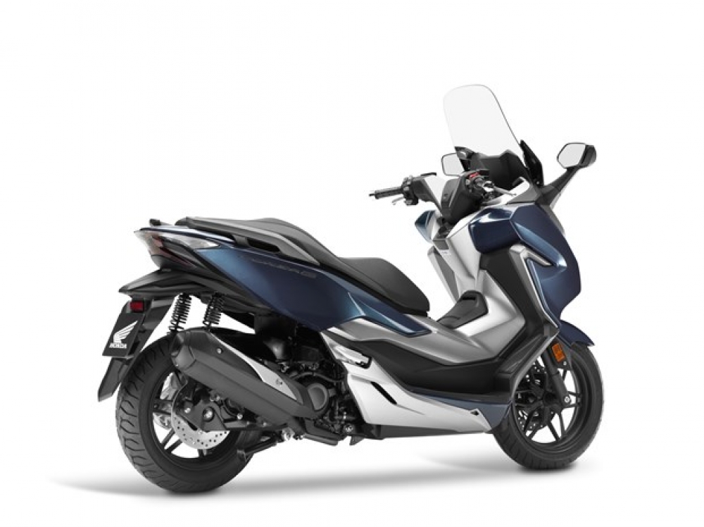 Honda rozpoczyna promowanie wymiennych akumulatorów do jednośladów wspólnie z KTM, Piaggio i Yamahą