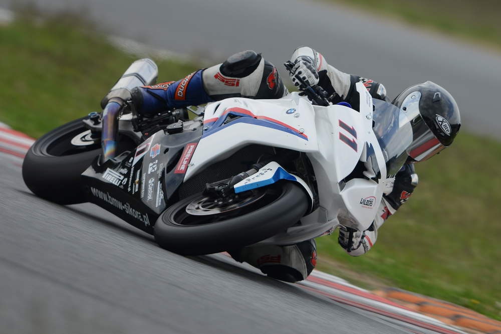 BMW Sikora Motorsport ponownie rozpoczyna sezon nie dając szans rywalom!
