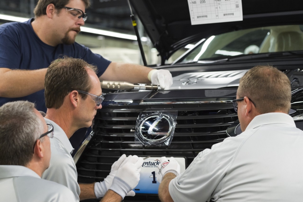 Lexus uruchomił fabrykę w USA